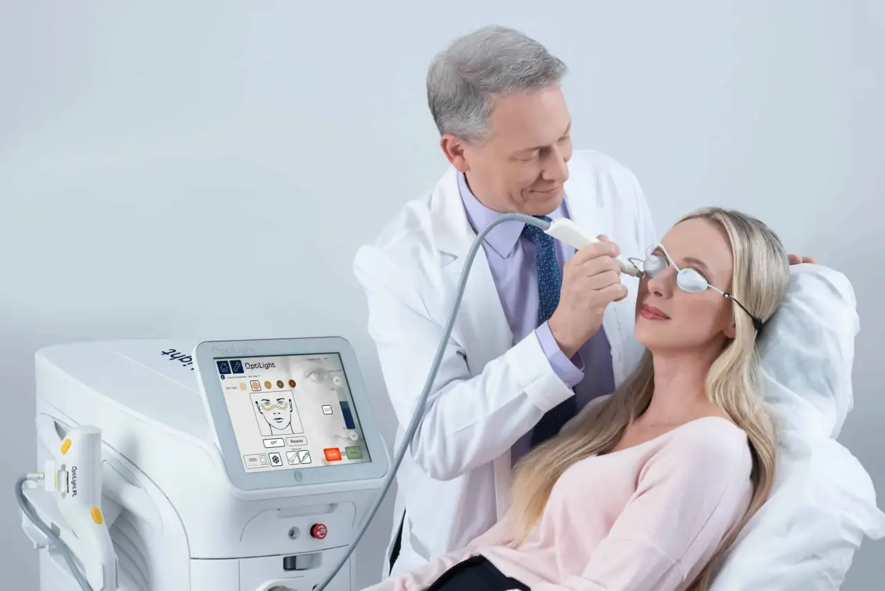 Lumenis OptiLight treatment for dry eye